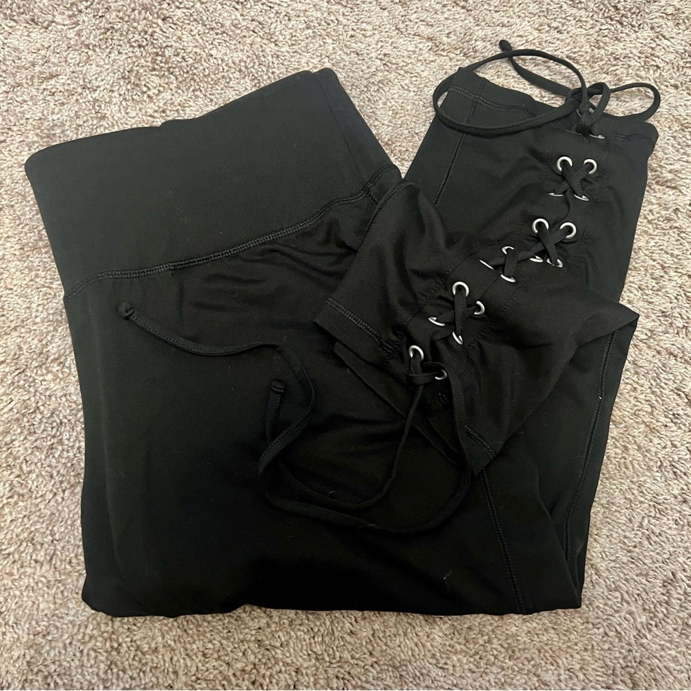 LIVI Active Cropped Leggings with Tie Calves / Plus Size 1X